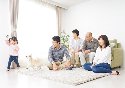 3世代の幸せなファミリー