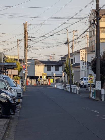 ⑦けやき通りの南側